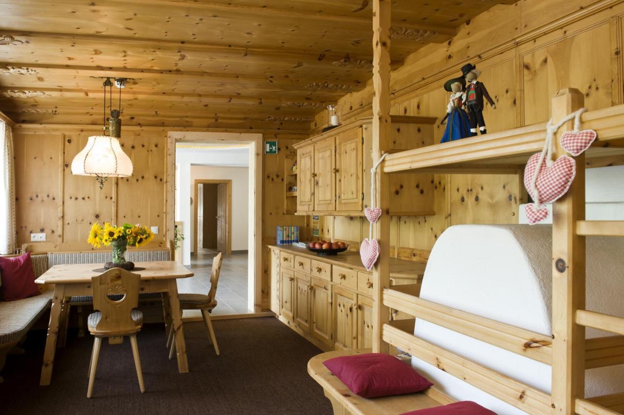 Martina Breakfast Lodge Castelrotto Exteriör bild